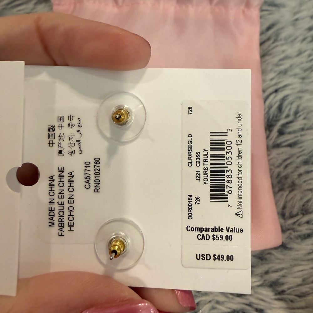 NWT Kate Spade Rose Gold Pave Heart Stud Earrings - Picture 3 of 3